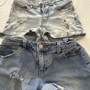 Stylish Women's Distressed Denim Shorts